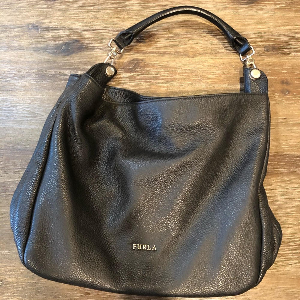 Furla Shoulder Bag - Onyx - LIKE NEW - BARELY USED - Picture 1 of 3